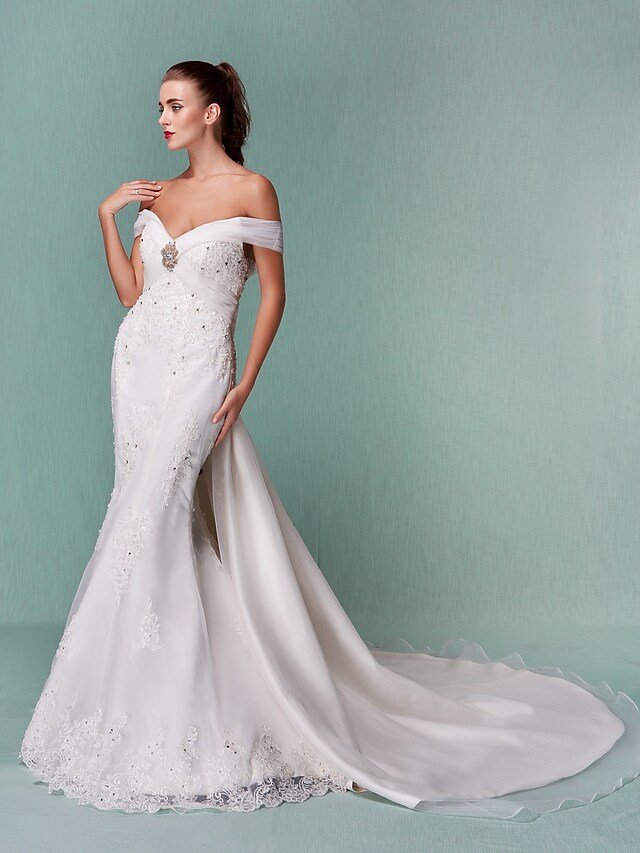 Luolandi Wedding Dresses Off Shoulder Chapel Train Organza Short Sleeve with Beading Appliques Crystal