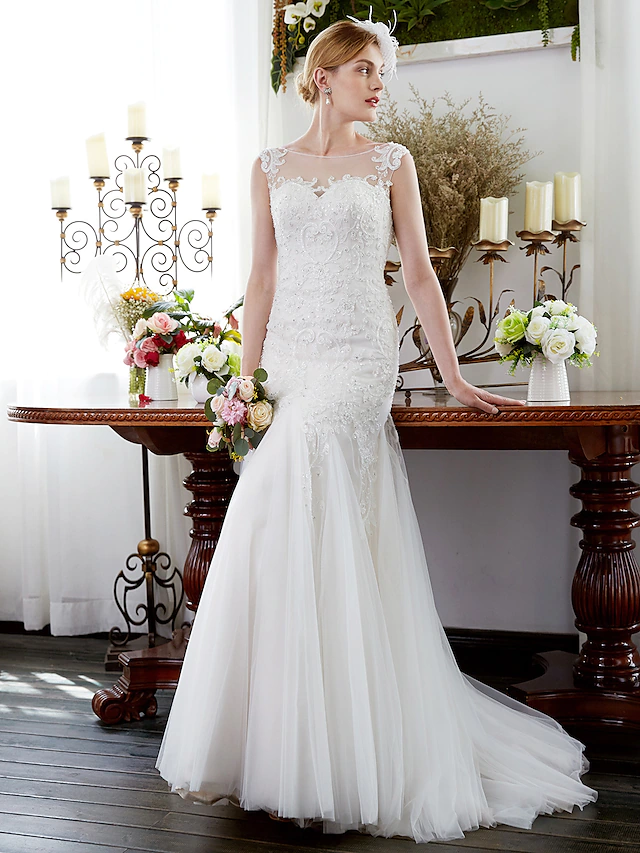Luolandi Wedding Dresses Illusion Neck Court Train Tulle Sleeveless Sparkle & Shine with Beading