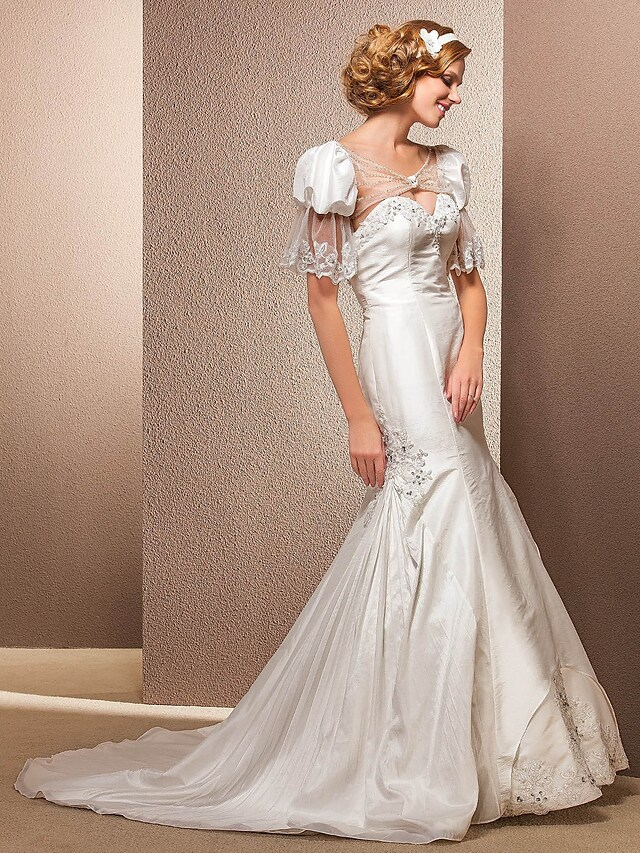 Luolandi Long Wedding Dresses Sweetheart Neckline Court Train Taffeta Sleeveless