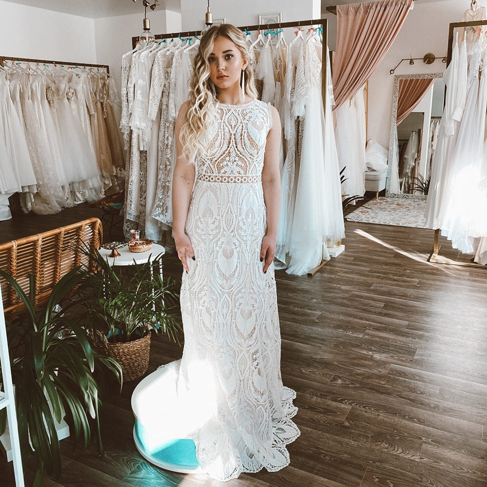 Luolandi Vintage Champagne Beach Mermaid Lace Bateau Neck Wedding Dress Beautiful