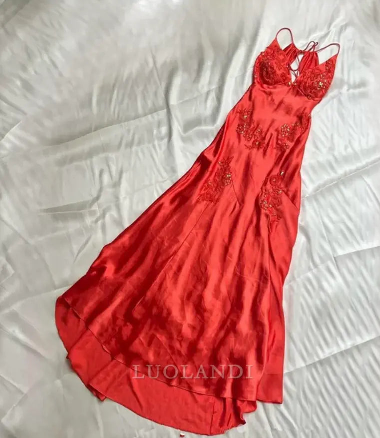 Luolandi Charming A Line V-neck Spaghetti Straps Prom Dress Elegant Evening Party Dress with Appliques