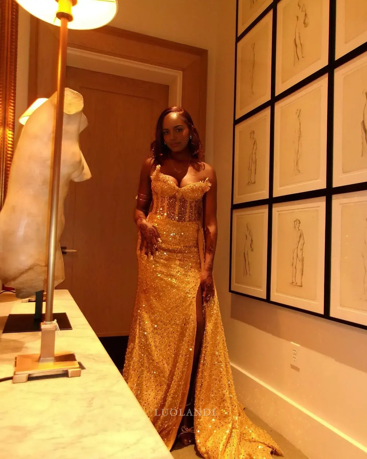 Luolandi Charming Mermaid Strapless Sleeveless Sequin Long Formal Prom Dress With Slit Black Girl Birthday Party Dress Sexy Evening Gown