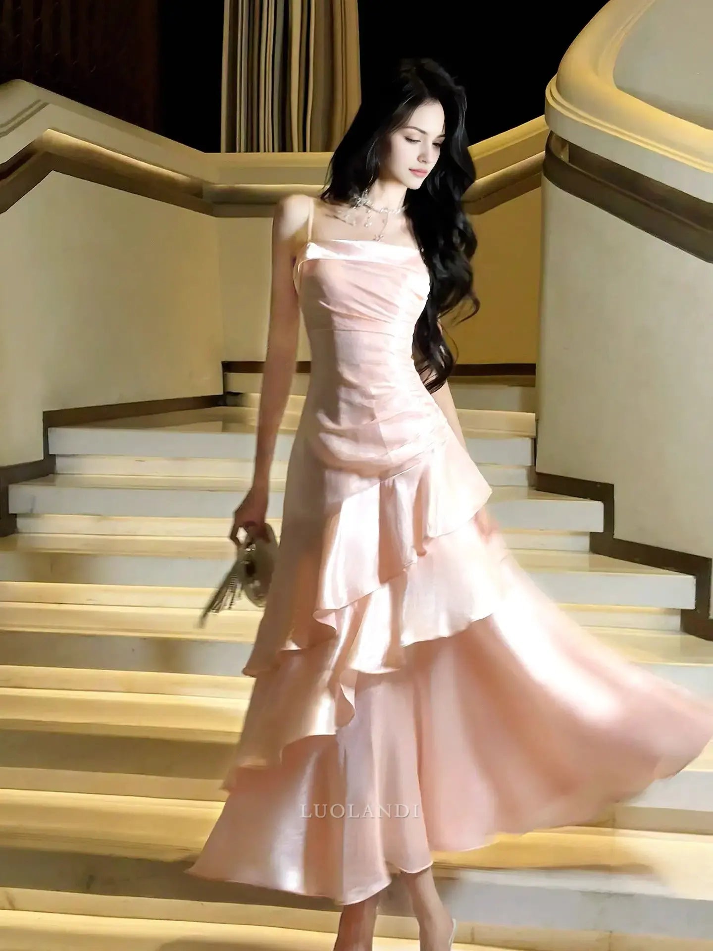 Luolandi Charming Spaghetti Straps Tiered Pleated Sleeveless Long Formal Prom Dress Elegant Party Evening Gowns Sweet Graduation Wedding Guest Dress