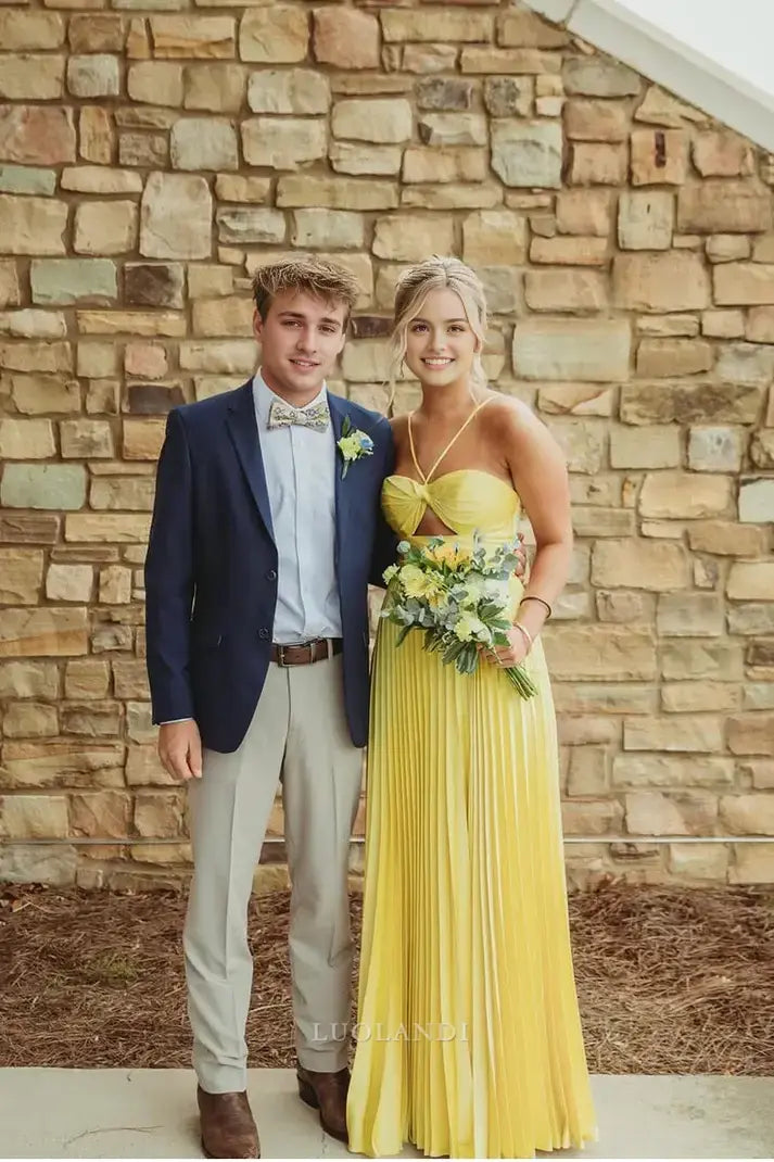 Luolandi Charming Yellow A Line Pleated Sleeveless Long Formal Prom Dress Sexy Evening Gown Elegant Wedding Guest Party Dress