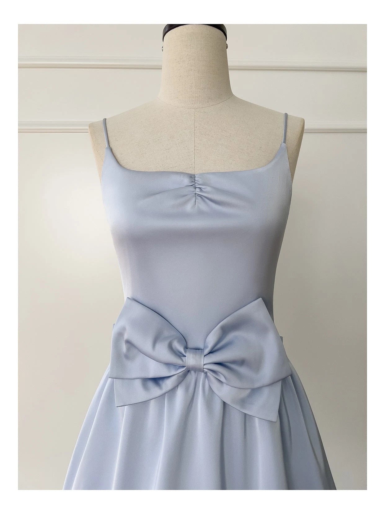 Luolandi Cute A line Spaghetti Straps Blue Sleeveless Bow Detail Short Homecoming Dress