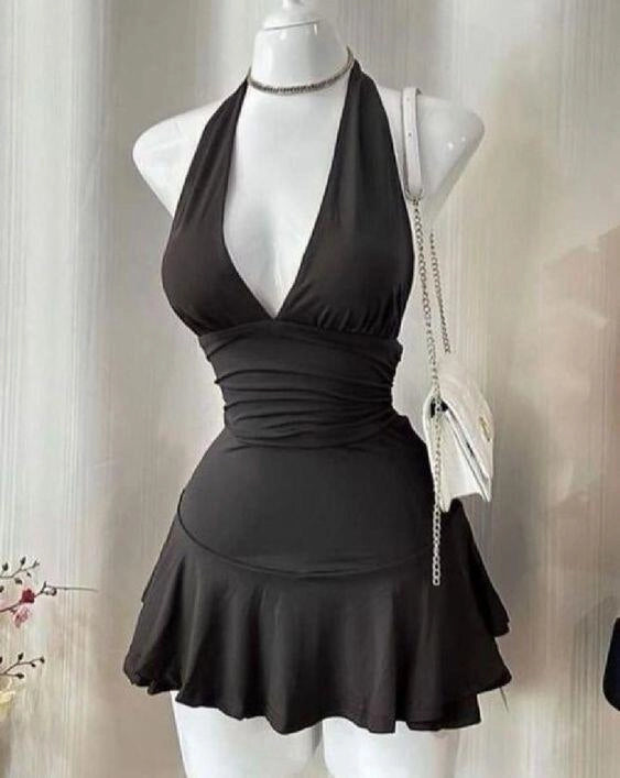 Luolandi Cute Black V Neck Halter Sleeveless Short Homecoming Dress Simple Mini Summer Party Dress