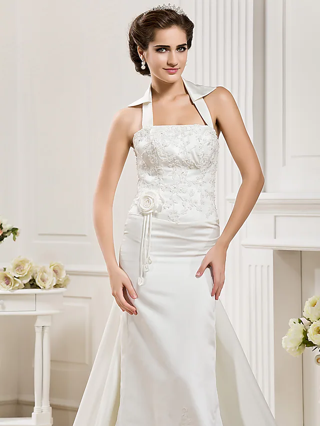 Luolandi Long Wedding Dresses Halter Neck Court Train Satin Sleeveless