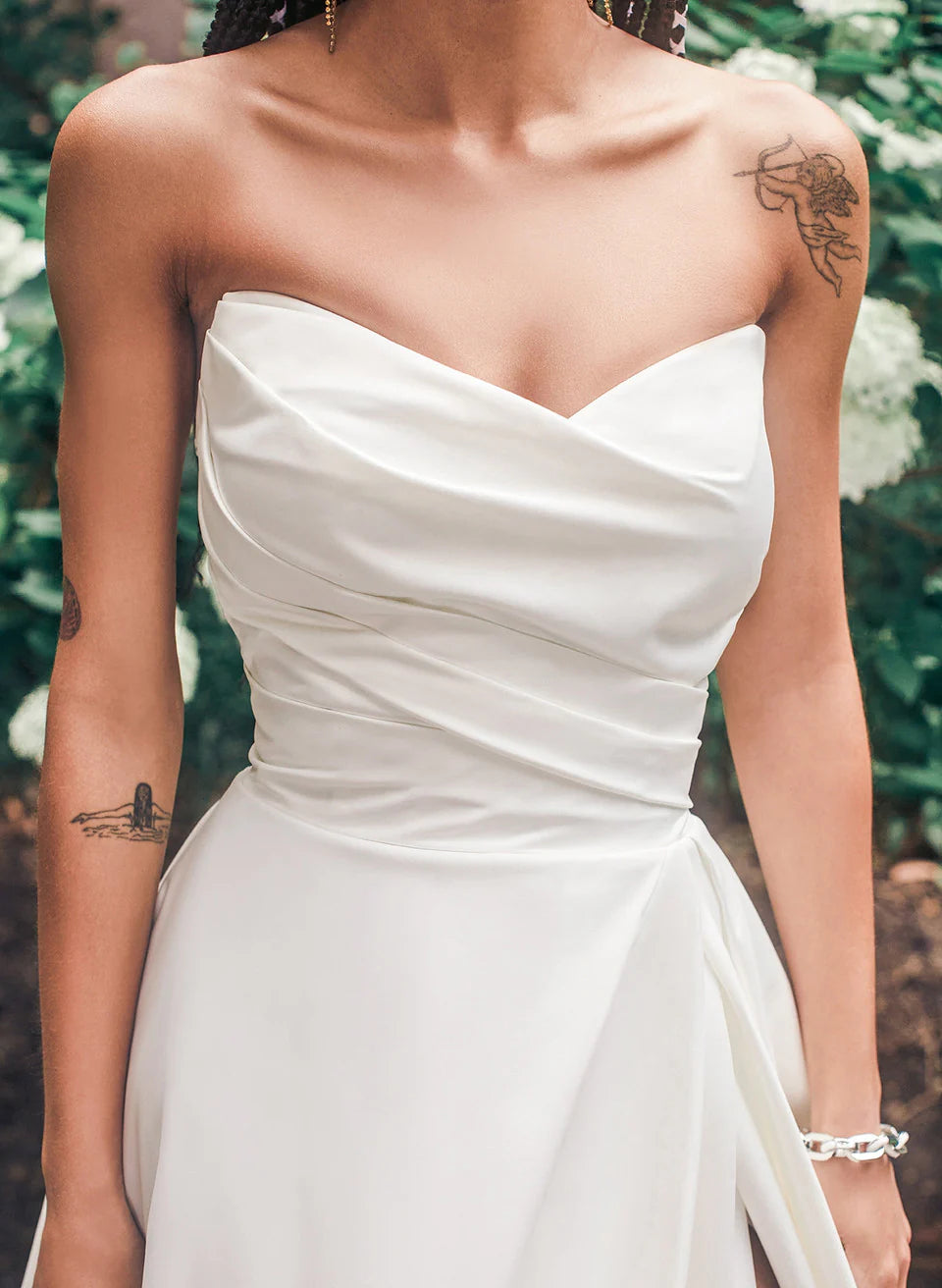 Luolandi Satin Strapless Ball-Gown Wedding Dresses Off Shoulder Floor Length With Slit Simple