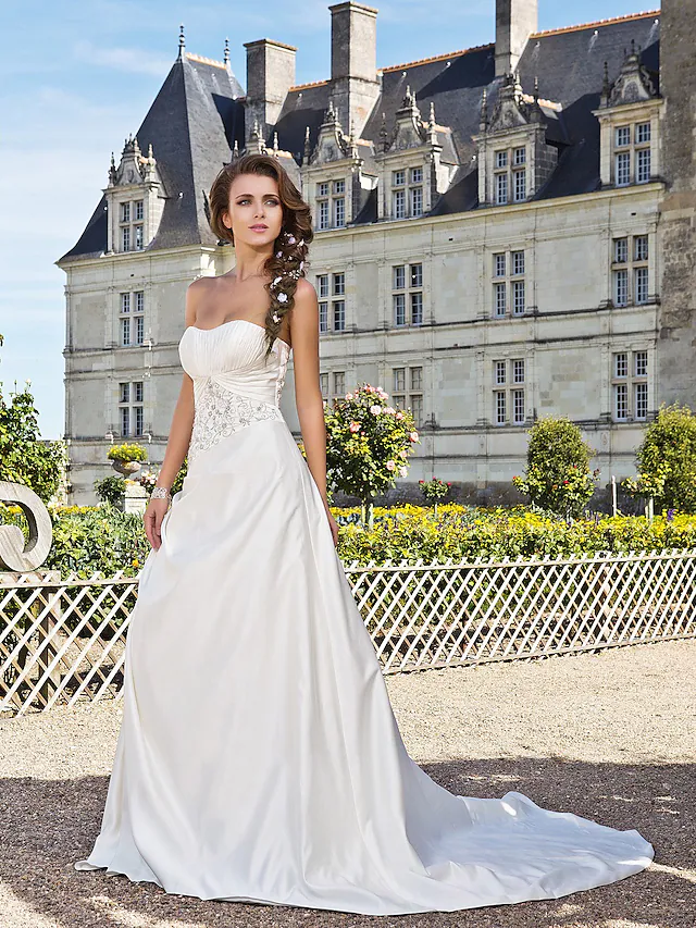 Luolandi Princess A-Line Long Wedding Dresses Strapless Chapel Train Satin Sleeveless