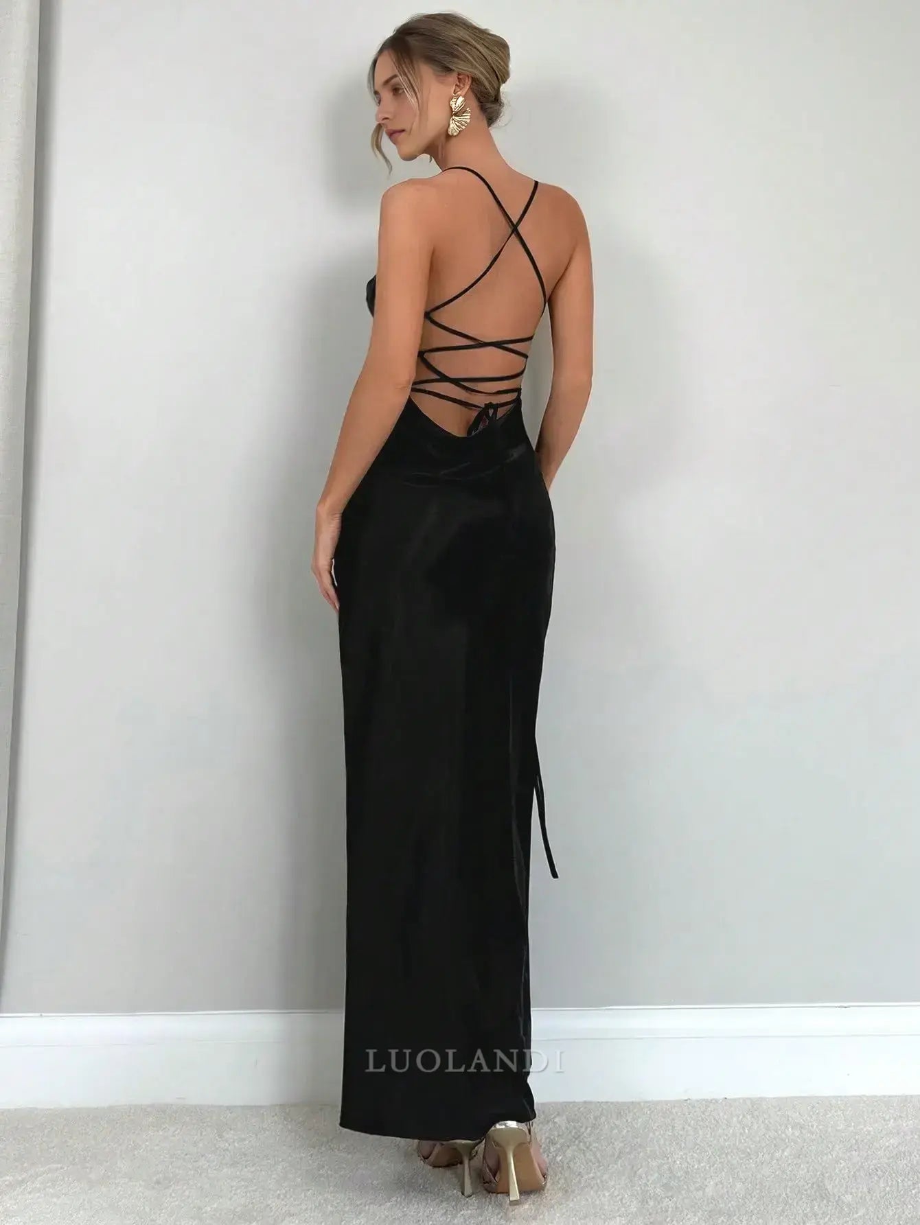 Luolandi Elegant Black Spaghetti Straps Sleeveless Long Prom Dress Simple Evening Party Dress With Slit