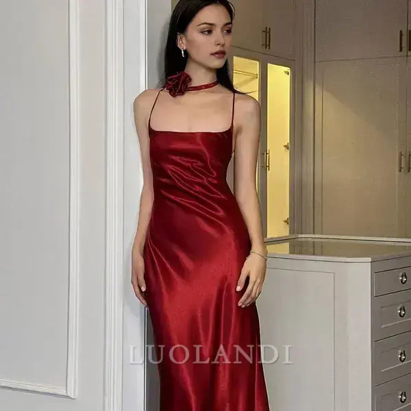 Luolandi Elegant Spaghetti Straps Sleeveless Evening Dress Long Formal Prom Dress Simple Party Dress No With Neck Accessories