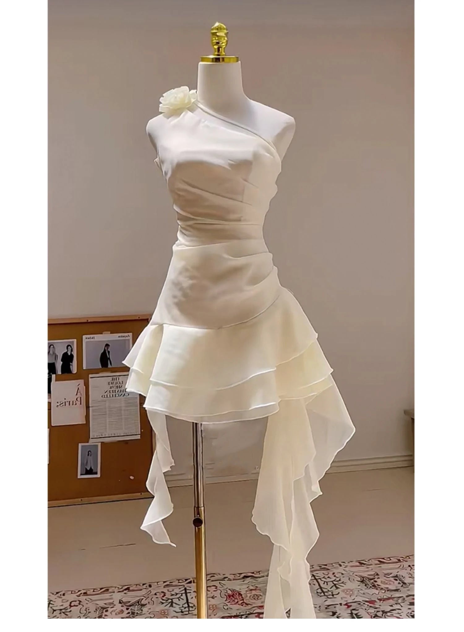 Luolandi Elegant A-Line One Shoulder Sleeveless Ruffled Short Homecoming Dress with Floral Embellishment