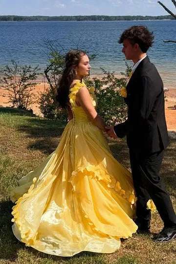 Luolandi Elegant A-Line Straps Sleeveless Yellow Long Formal Prom Dress Charming Evening Party Dress