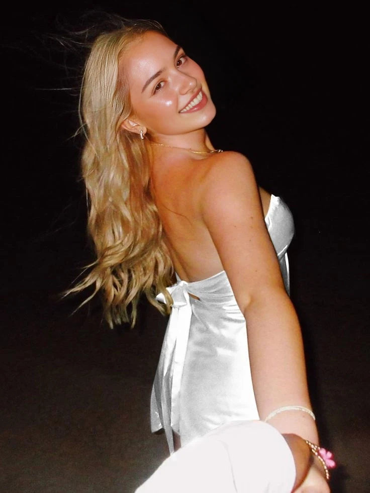 Luolandi Elegant A-Line Sweetheart Sleeveless Twist Front Satin Short Party Homecoming Dress
