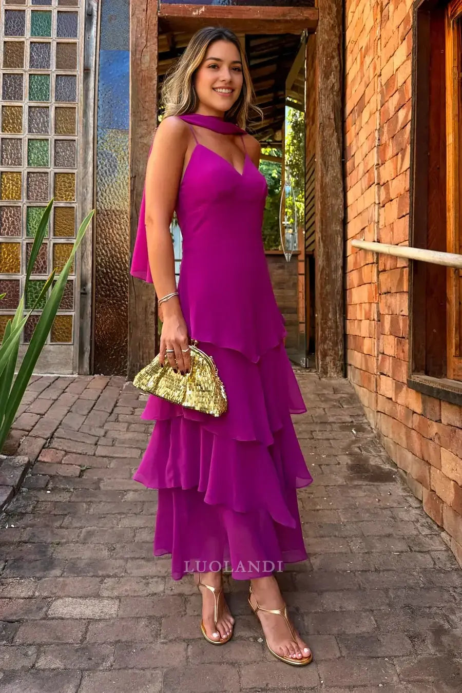 Luolandi Elegant A-Line V-Neck Spaghetti Straps Tiered Long Prom Dress Chic Evening Party Dress