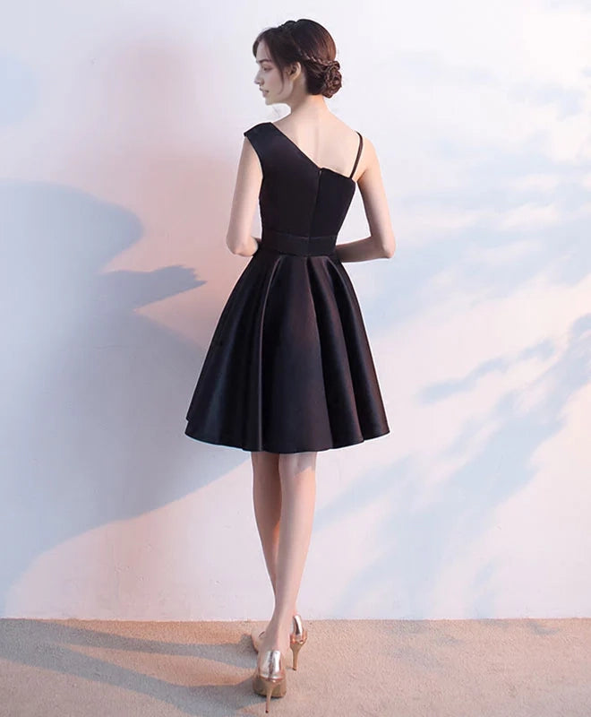 Luolandi Elegant A-line Black Sleeveless Homecoming Dress Classy Cocktail Dress Short Formal Prom Dress