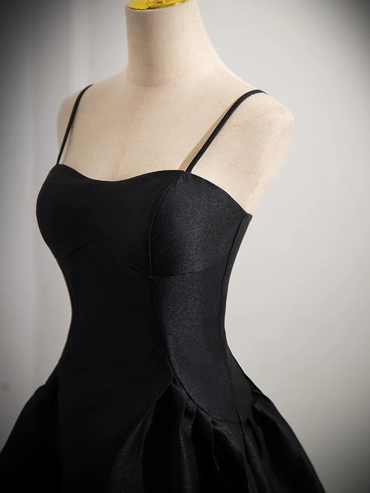Luolandi Elegant A-line Black Spaghetti Straps Sleeveless Homecoming Dress Cute Formal Prom Dress