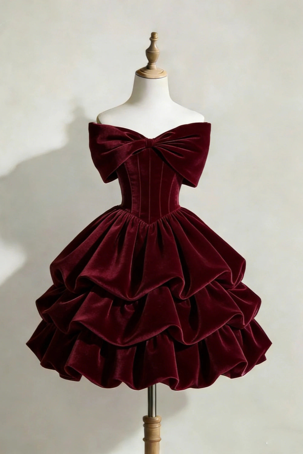 Luolandi Elegant A-line Off Shoulder Tiered Short Party Prom Dress Cute Bow Homecoming Dress