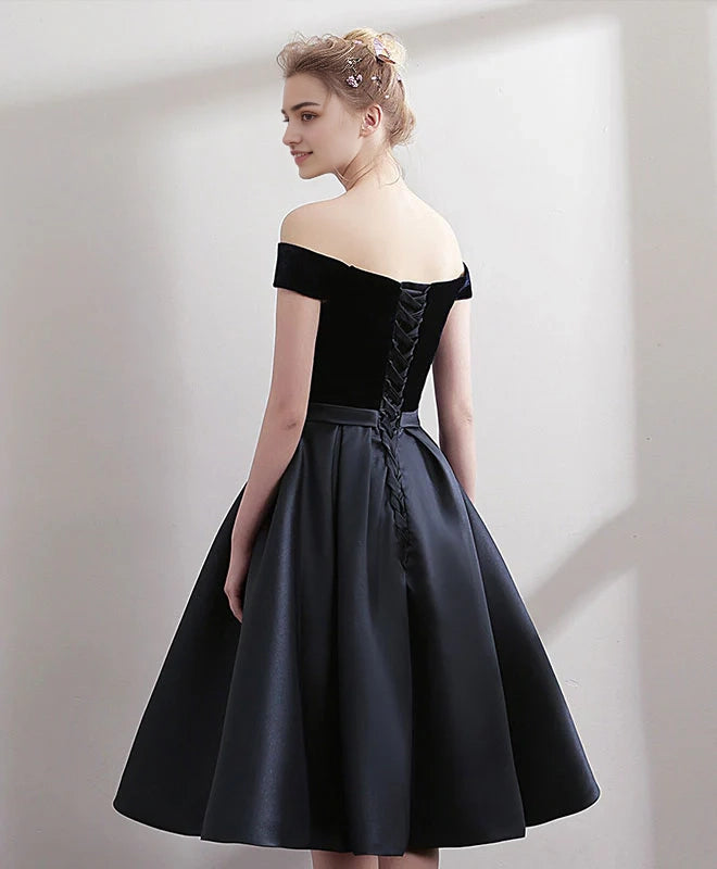 Luolandi Elegant A-line Off the Shoulder Black Homecoming Dress Classy Formal Prom Dress
