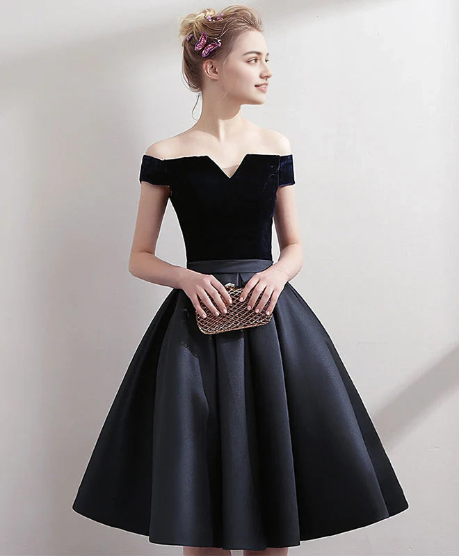 Luolandi Elegant A-line Off the Shoulder Black Homecoming Dress Classy Formal Prom Dress