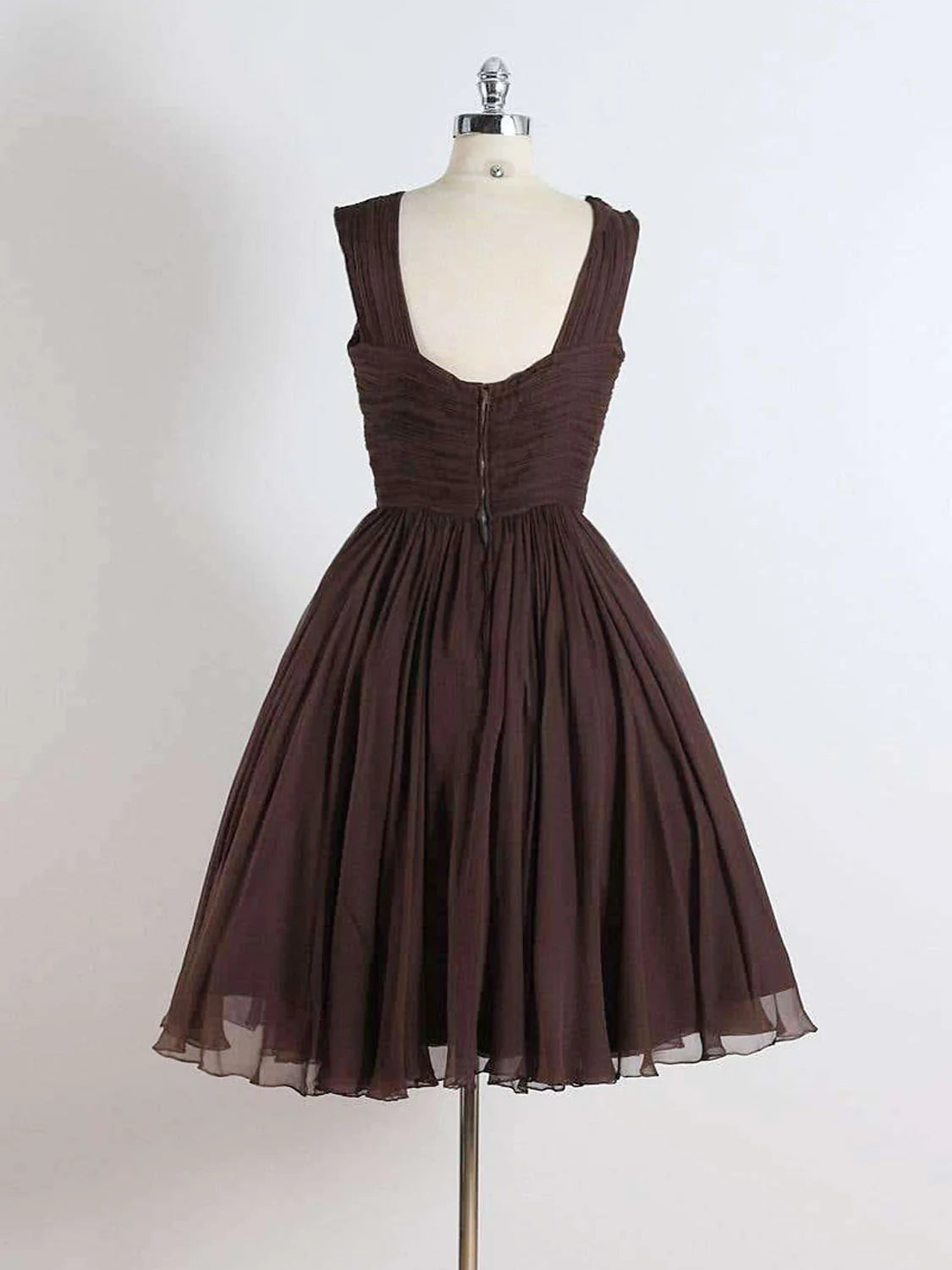 Luolandi Elegant A-line Square Neckline Sleeveless Party Prom Dress Classy Homecoming Dress