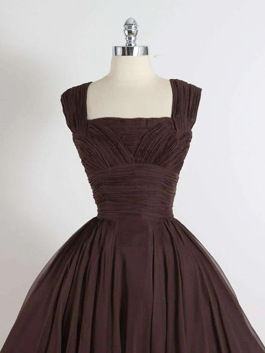 Luolandi Elegant A-line Square Neckline Sleeveless Party Prom Dress Classy Homecoming Dress