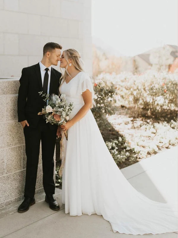 Luolandi Elegant A-line V-neck Sweep Train Bridal Gown with sleeves Simple Wedding Dresses Solid Color