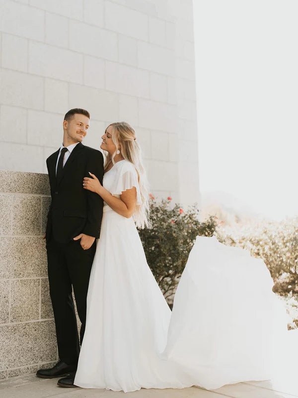 Luolandi Elegant A-line V-neck Sweep Train Bridal Gown with sleeves Simple Wedding Dresses Solid Color