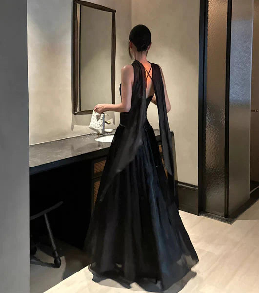 Luolandi Elegant A Line Halter Sleeveless Long Evening Gowns Charming Formal Prom Dress