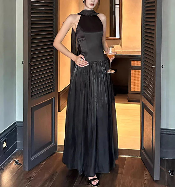 Luolandi Elegant A Line Halter Sleeveless Long Evening Gowns Charming Formal Prom Dress