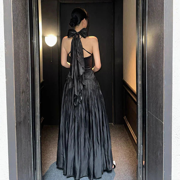 Luolandi Elegant A Line Halter Sleeveless Long Evening Gowns Charming Formal Prom Dress