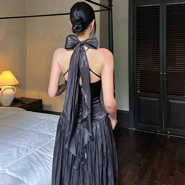 Luolandi Elegant A Line Halter Sleeveless Long Evening Gowns Charming Formal Prom Dress