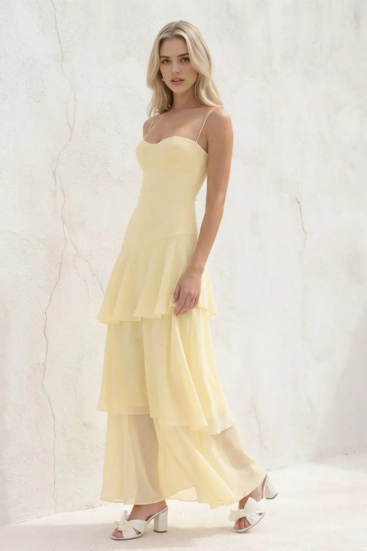 Luolandi Elegant A Line Spaghetti Straps Layered Yellow Chiffon Long Formal Prom Dresses Cute Sleeveless Graduation Dress Lovely Party Evening Gowns