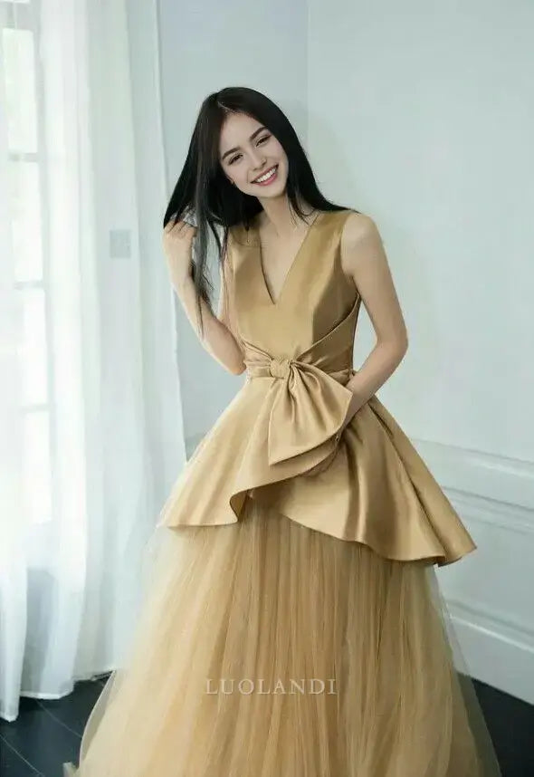 Luolandi Elegant A Line V Neck Sleeveless Formal Long Prom Dress Charming Evening Party Dress