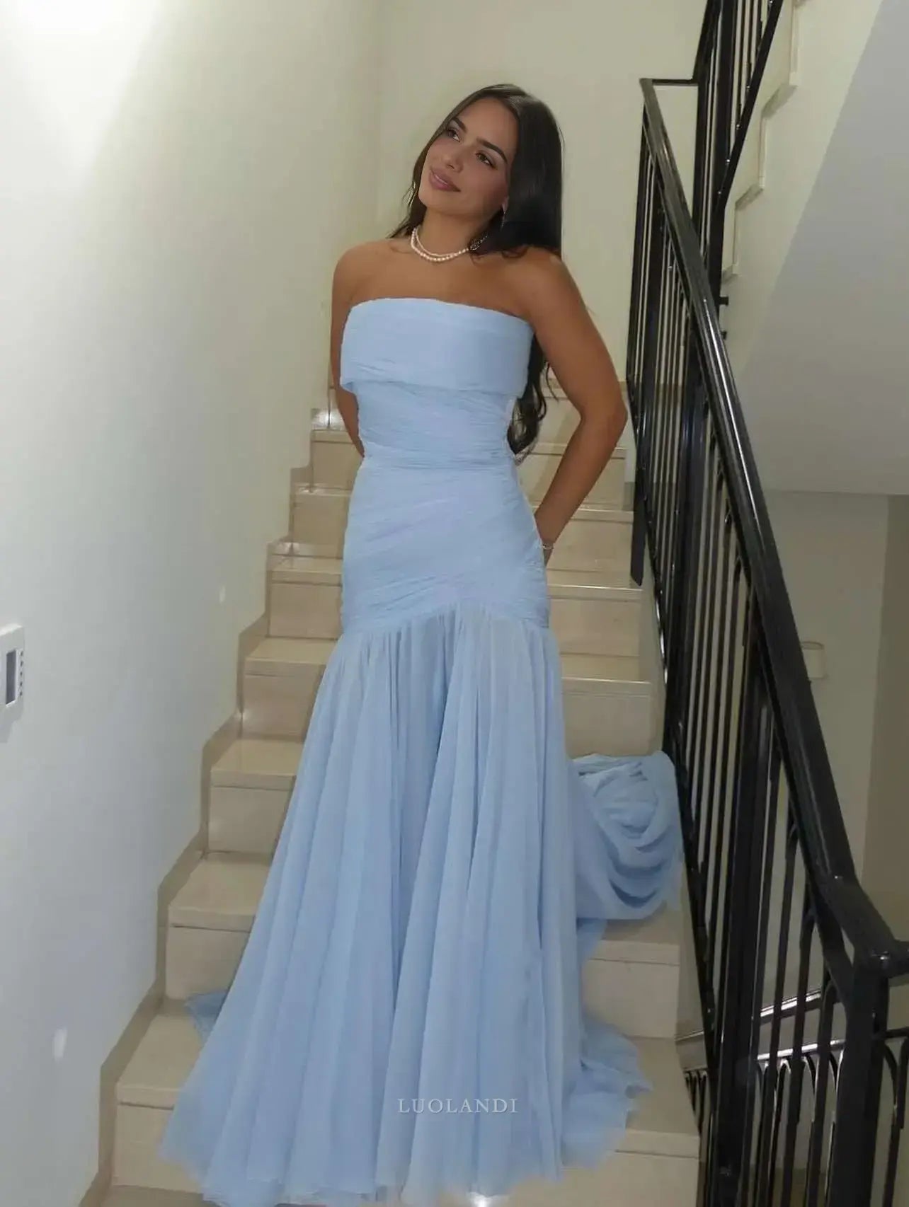 Luolandi Elegant Blue A Line Strapless Sleeveless Long Formal Prom Dress Charming Party Evening Gowns Pretty Wedding Guest Dress