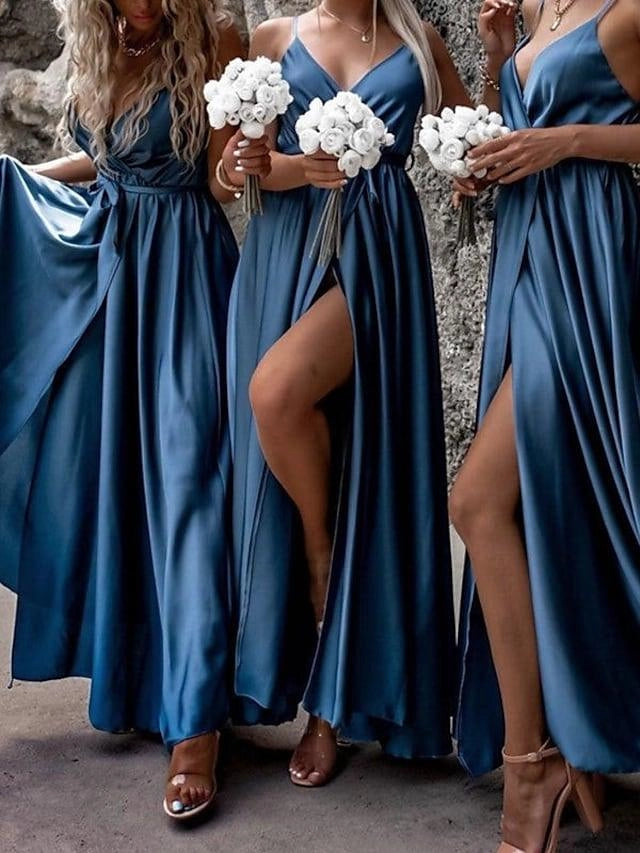 Luolandi Elegant Blue Satin A-line Spaghetti Straps V-neck Bridesmaid Dress Simple Party Evening Gown With Slit