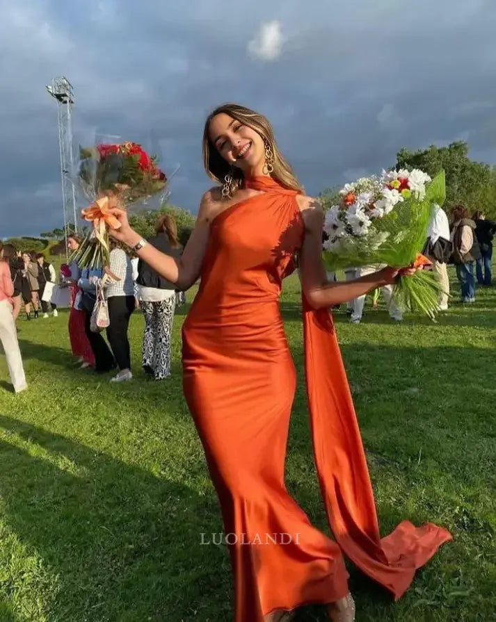 Luolandi Elegant Halter Sleeveless Satin Long Formal Prom Dress Fashion Party Evening Gowns Women's Wedding Guest Dress