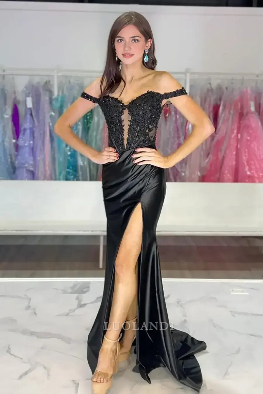 Luolandi Elegant Mermaid Off the Shoulder Long Formal Prom Dress Charming Evening Party Dress with Appliques and Slit