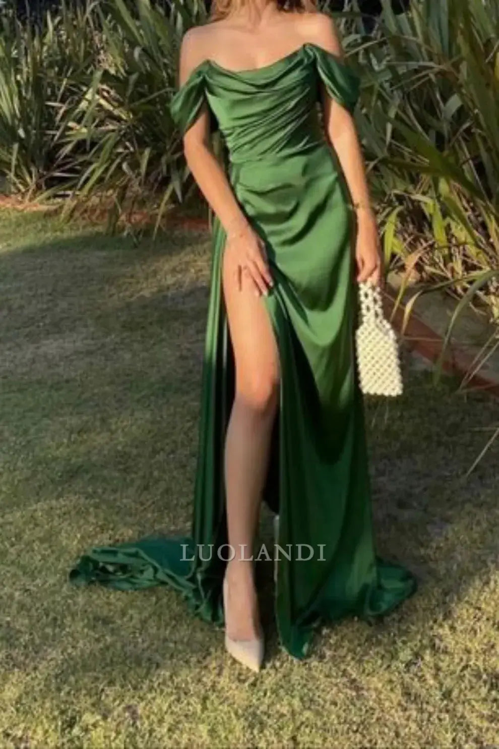 Luolandi Elegant Off the Shoulder Green Satin Party Evening Gown With Slit Long Formal Prom Dress Fashion Graduation Dress