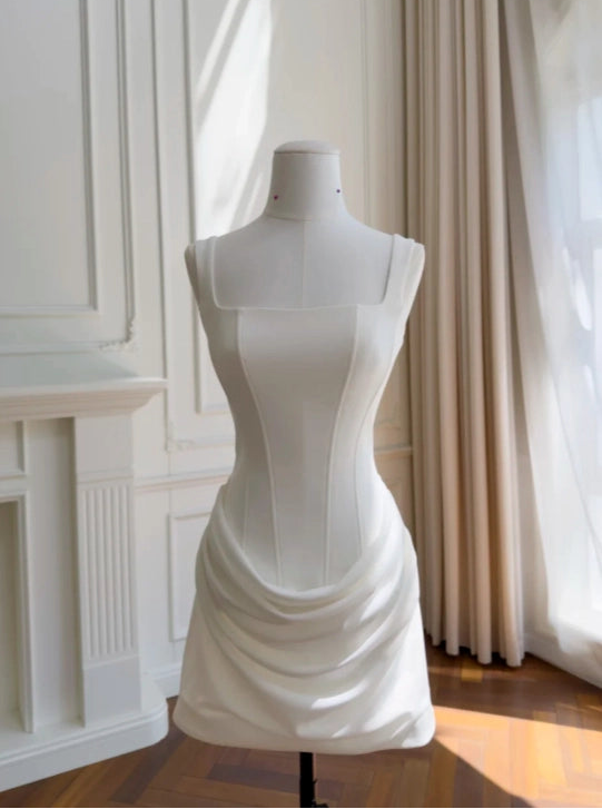 Luolandi Elegant Sheath Square Neck Sleeveless Draped Satin Short Party Homecoming Dress