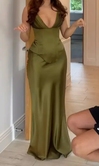 Luolandi Elegant Sheath V-neck Sleeveless Green Satin Long Formal Prom Dress Classy Party Evening Gowns