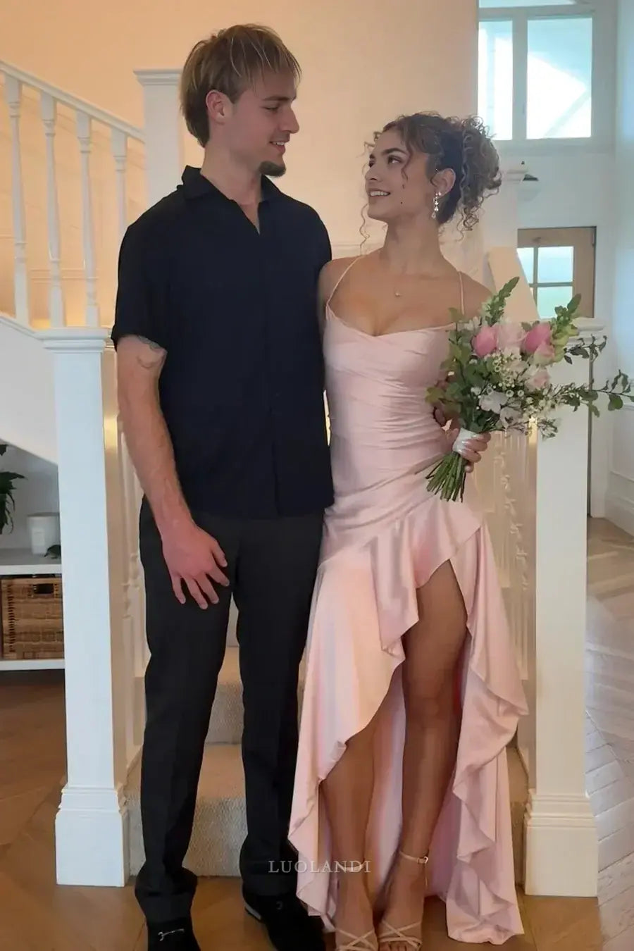 Luolandi Elegant Spaghetti Straps Sleeveless Ruffle Prom Dress With Slit Lovely Graduation Dress Charming Evening Party Gown