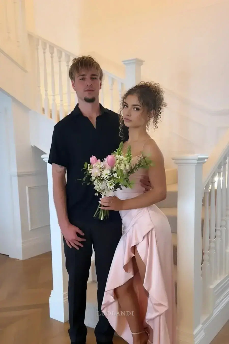 Luolandi Elegant Spaghetti Straps Sleeveless Ruffle Prom Dress With Slit Lovely Graduation Dress Charming Evening Party Gown