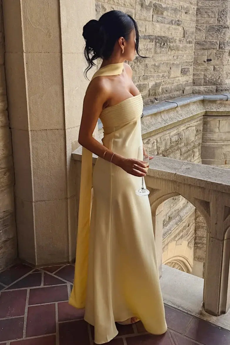 Luolandi Elegant Strapless Sleeveless Yellow Pleated Wedding Guest Dress Modest Long Party Prom Dress