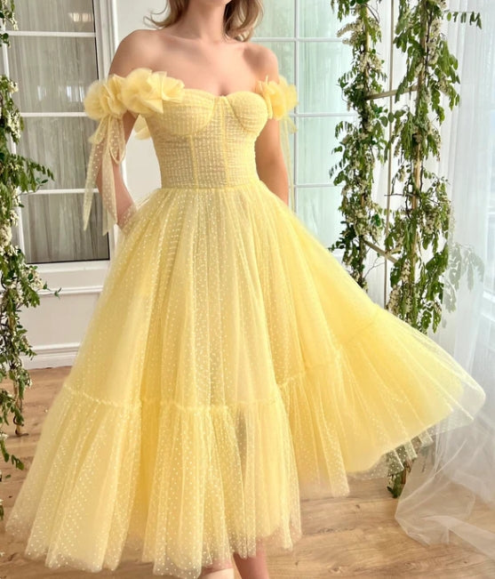 Luolandi Cute A-Line Daisy Dotted Dress Tulle Prom Dress Off Shoulder Homecoming Dress