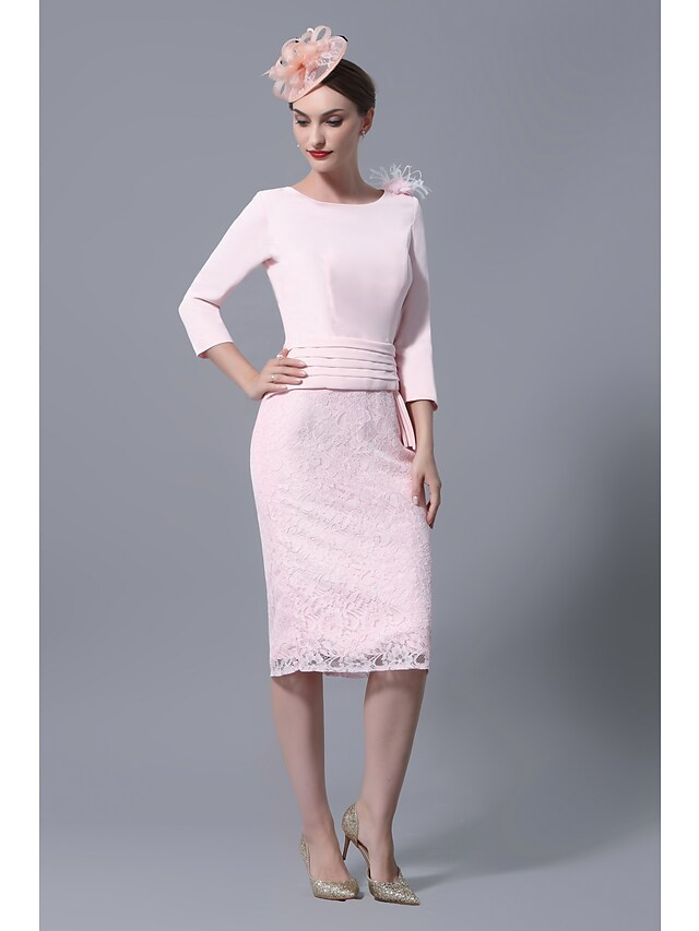 Luolandi Mother of the Bride Dress Plus Size Elegant Vintage Jewel Neck Knee Length Lace 3/4 Length Sleeve with Lace Ruffles