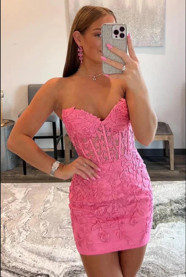 Luolandi Tight Strapless Short Homecoming Dress with Appliques Sexy Prom Dress