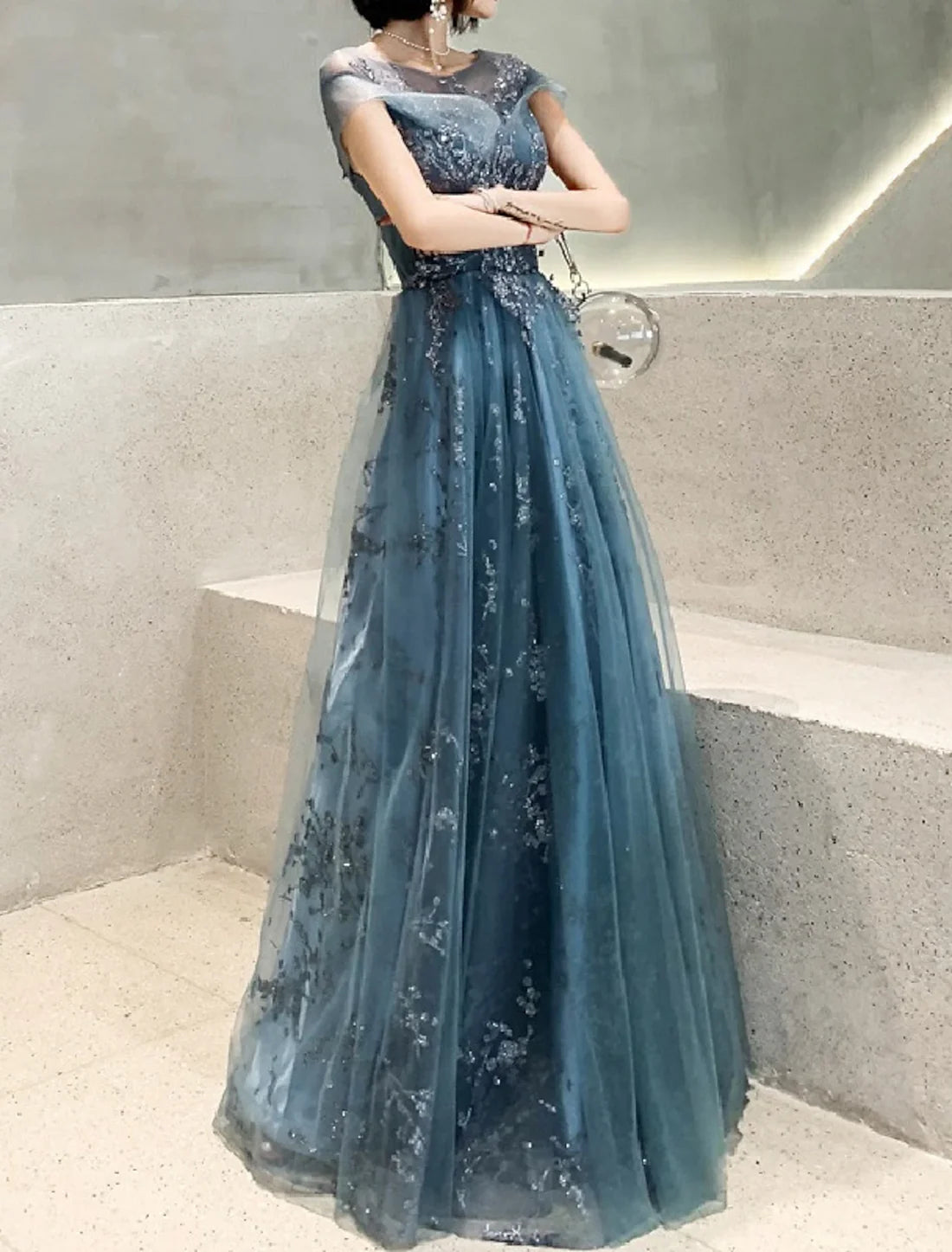 Luolandi A-Line Mother of the Bride Dress Wedding Guest Elegant Jewel Neck Floor Length Tulle Short Sleeve with Pleats Appliques Evening Dress