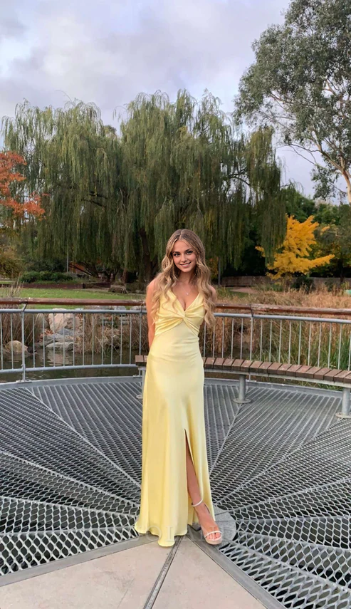 Luolandi Yellow V Neck Straps Long Prom Dress Wedding Guest Dress Charming Evening Party Dress
