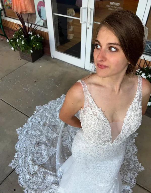 Luolandi Gorgeous Mermaid Chapel Train Open Back Wedding Dress With Sequin Beautiful